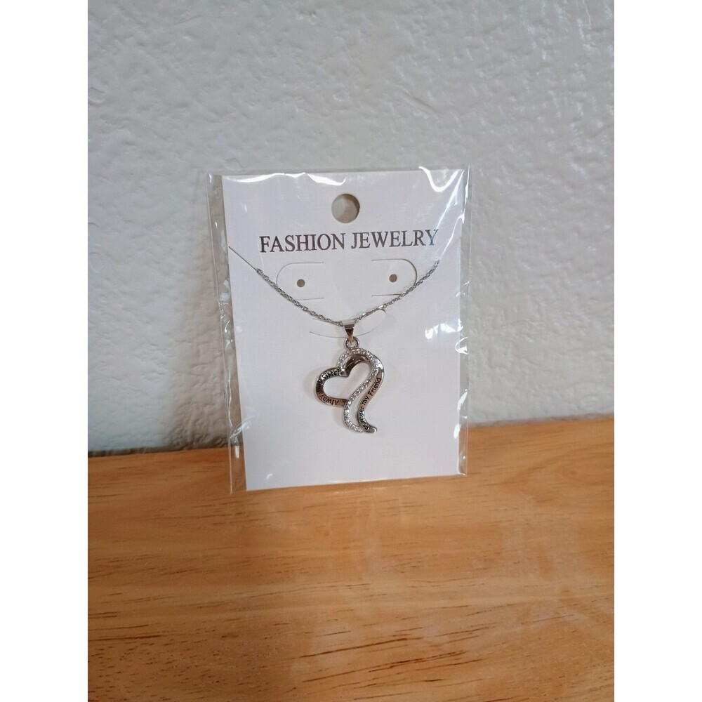 Brand New Heart Sister Friend Necklace Silver